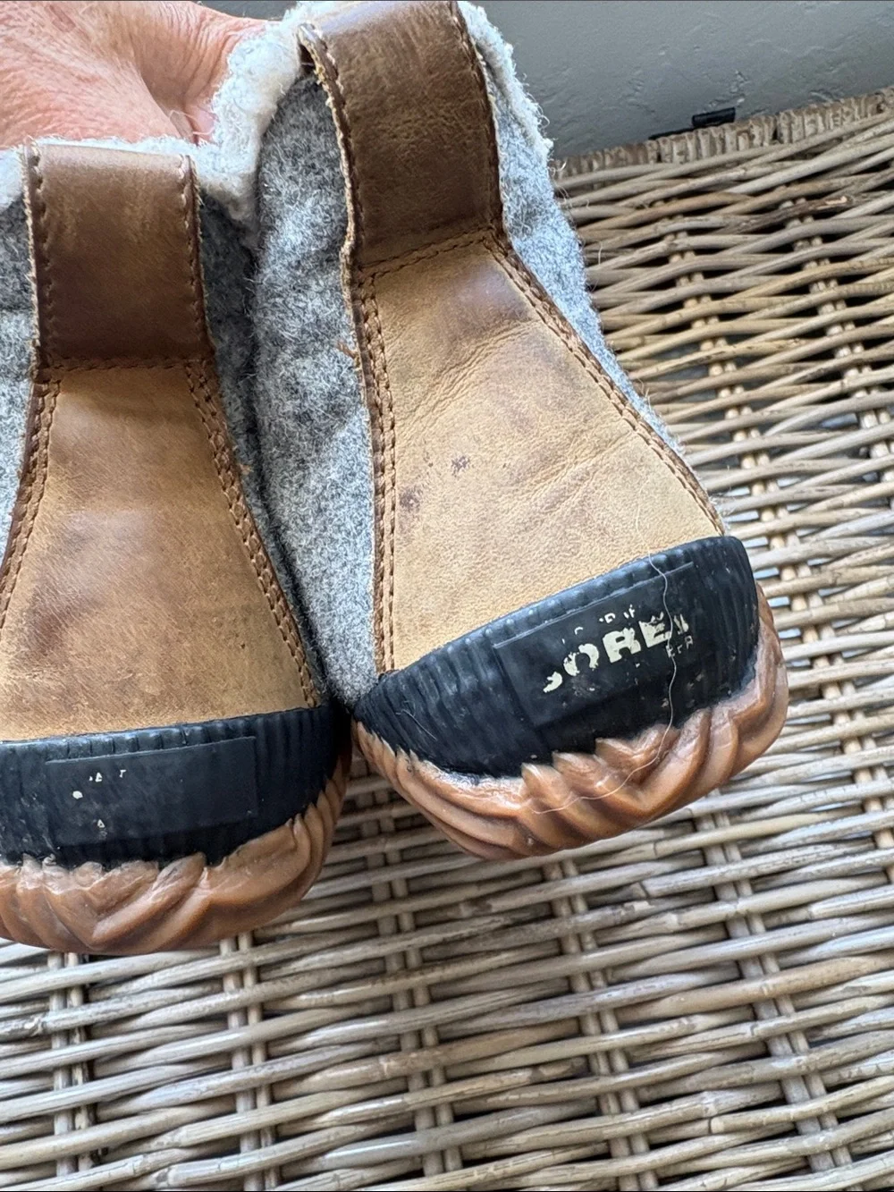 Sorel Out ‘N About Plus Felt Brown, Gray & Black Women's Insulated Boots Size 10 - Picture 6 of 9